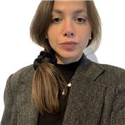 Offro lezioni di italiano a bambini di scuole elementari, medie e superiori, adattandole alle loro esigenze e necessità